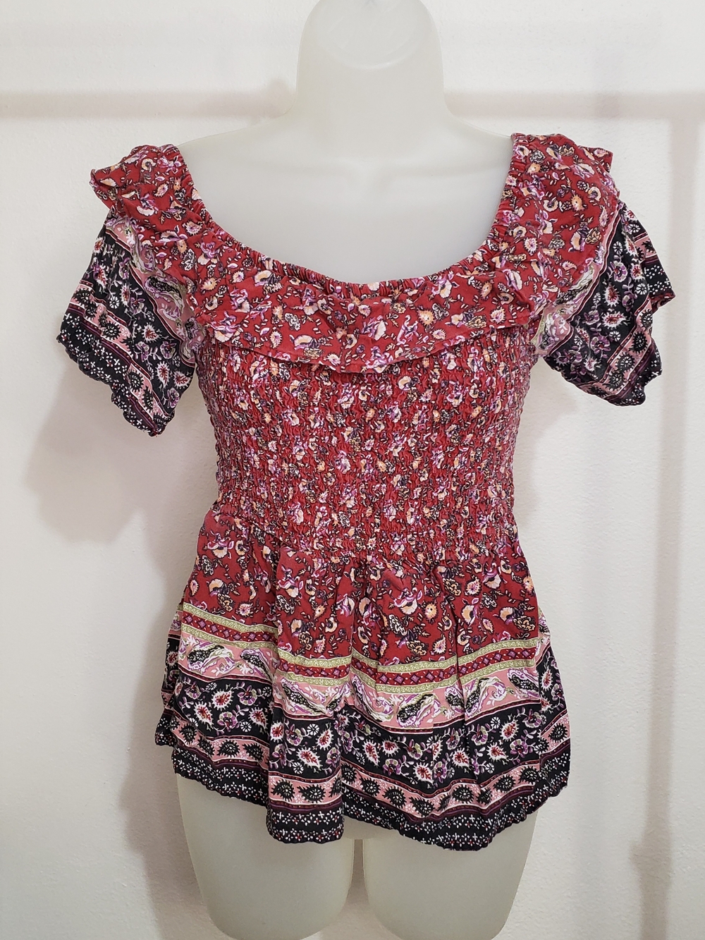 Maurices Women’s Red Floral Smocked Peplum Top